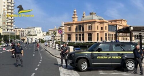 Bari, evasione fiscale, controlli a tappeto della Guardia di Finanza, moltissime irregolarità