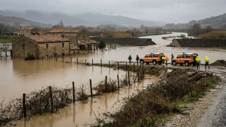 Calabria - Crati fuori controllo, Sibari sommersa, ora servono risposte immediate