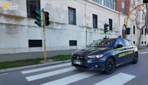 Infiltrazioni mafiose e riciclaggio a Bari: nuovo maxi sequestro della GdF per sale slot e attività di ristorazione
