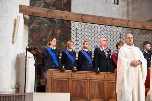 Solenni celebrazioni per San Michele Arcangelo, Santo Patrono della Polizia di Stato: eventi istituzionali e incontri sulla legalità a Bari e Milano.