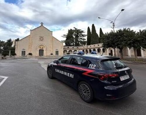 Noci, maltrattamenti in famiglia e minacce ai genitori: Carabinieri fermano 17enne
