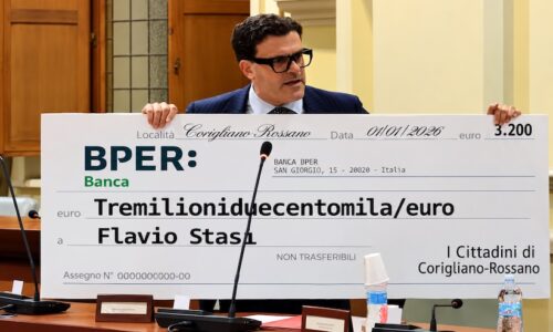 Eventi estivi a Corigliano Rossano, Caputo attacca la Giunta: 3,2 milioni spesi e troppi dubbi