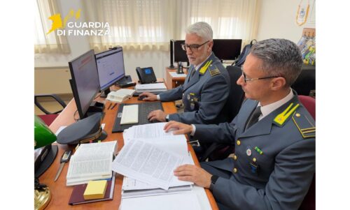 Lecce, blitz della Guardia di Finanza: scoperte tre attività abusive e sconosciute al fisco